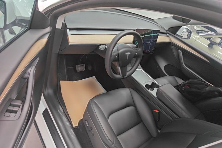 Used Tesla Model Y 2021 Standard Range Rear-Wheel Drive Version Driver Seat