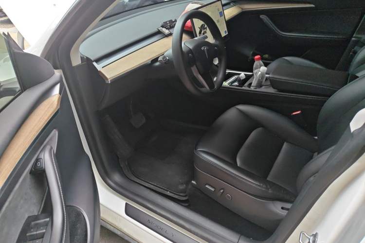 Used Tesla Model Y 2021 Standard Range Rear-Wheel Drive Version Driver Seat
