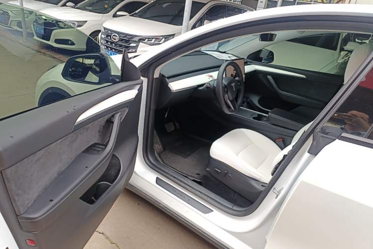 Used Tesla Model Y 2021 Revised Version 2 Long-Range All-Wheel-Drive Edition Driver Seat