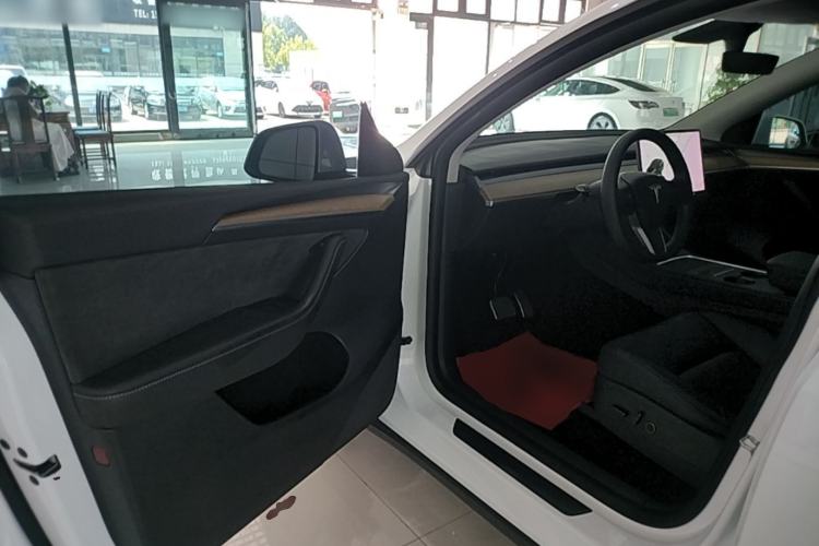 Used Tesla Model Y 2021 Standard Range Rear-Wheel Drive Version Driver Seat