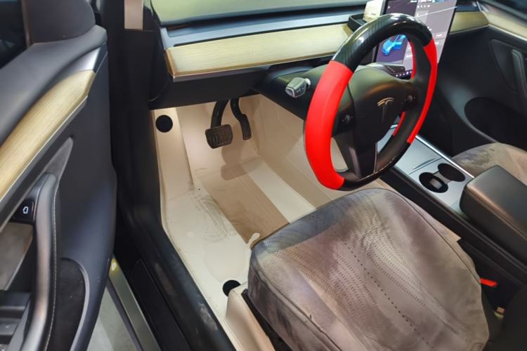 Used Tesla Model Y 2021 Standard Range Rear-Wheel Drive Version Driver Seat
