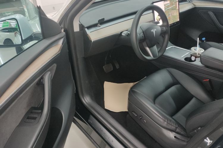Used Tesla Model Y 2021 Standard Range Rear-Wheel Drive Version Driver Seat