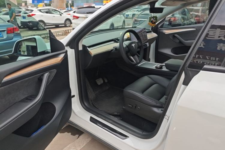 Used Tesla Model Y 2021 Standard Range Rear-Wheel Drive Version Driver Seat