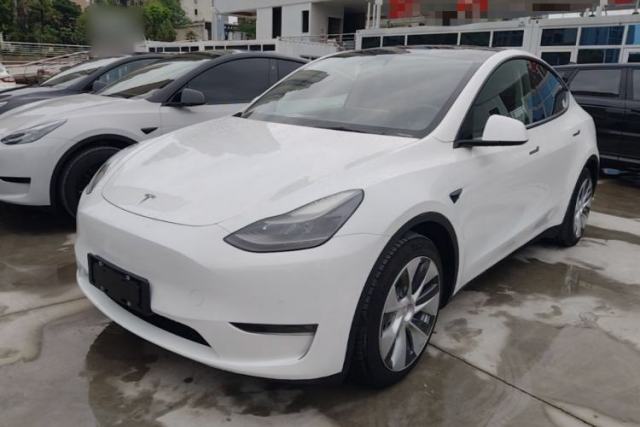 Used Tesla Model Y 2021 Standard Range Rear-Wheel Drive Version