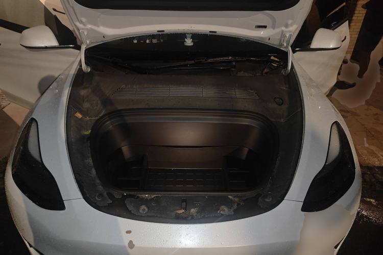Used Tesla Model Y 2021 Standard Range Rear-Wheel Drive Version Engine Bay