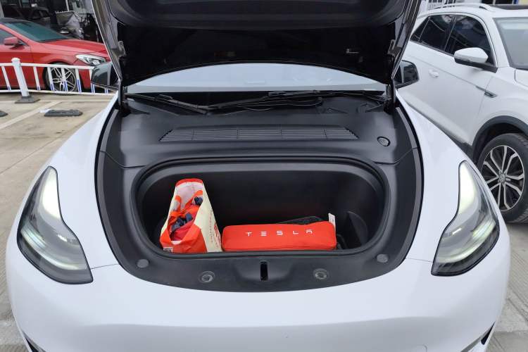 Used Tesla Model Y 2021 Standard Range Rear-Wheel Drive Version Engine Bay
