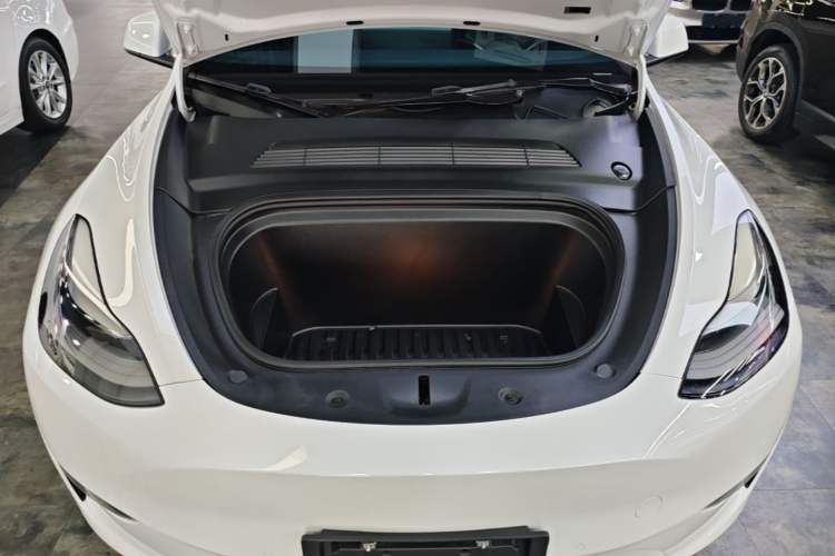 Used Tesla Model Y 2021 Standard Range Rear-Wheel Drive Version Engine Bay