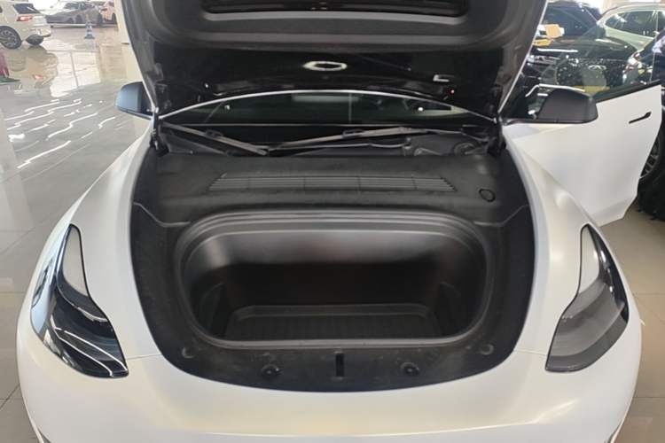 Used Tesla Model Y 2021 Standard Range Rear-Wheel Drive Version Engine Bay