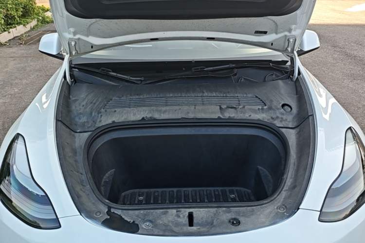 Used Tesla Model Y 2021 Long-Range All-Wheel-Drive Version 3D7 Engine Bay