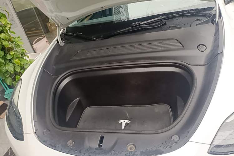 Used Tesla Model Y 2021 Long-Range All-Wheel-Drive Version Engine Bay