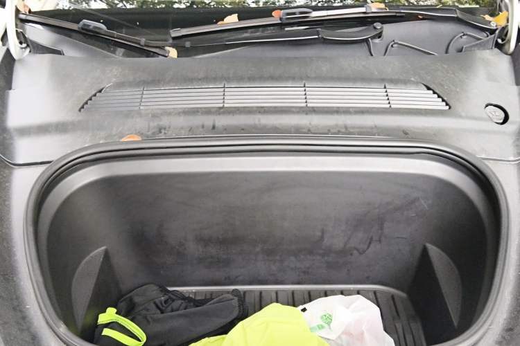 Used Tesla Model Y 2021 Standard Range Rear-Wheel Drive Version Engine Bay