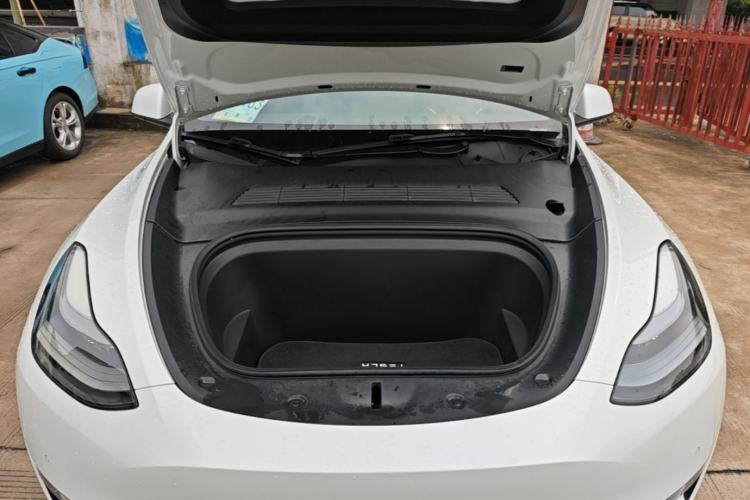 Used Tesla Model Y 2021 Standard Range Rear-Wheel Drive Version Engine Bay