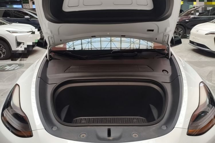 Used Tesla Model Y 2021 Standard Range Rear-Wheel Drive Version Engine Bay
