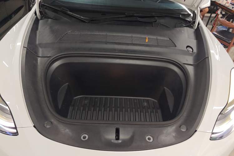 Used Tesla Model Y 2021 Long-Range All-Wheel-Drive Version Engine Bay