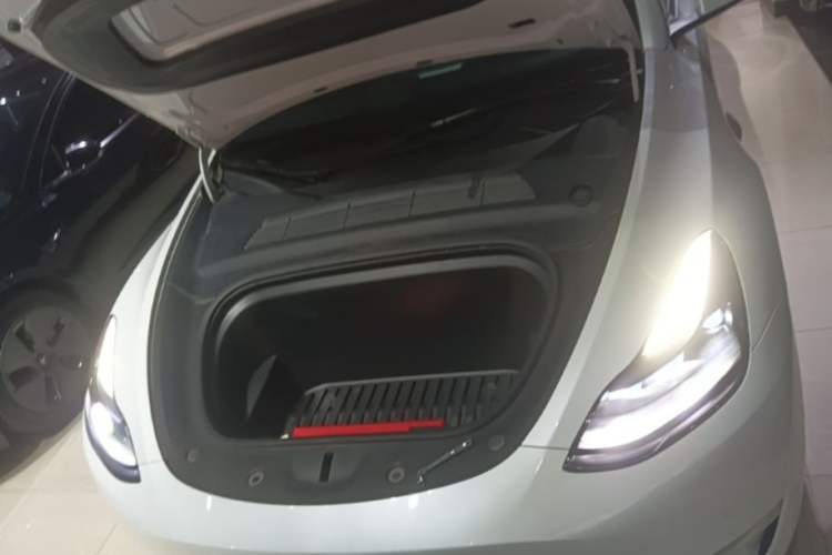 Used Tesla Model Y 2021 Standard Range Rear-Wheel Drive Version Engine Bay