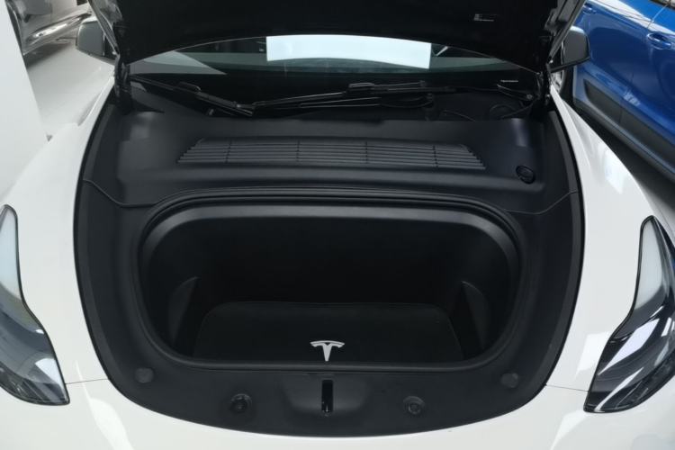 Used Tesla Model Y 2021 Standard Range Rear-Wheel Drive Version Engine Bay