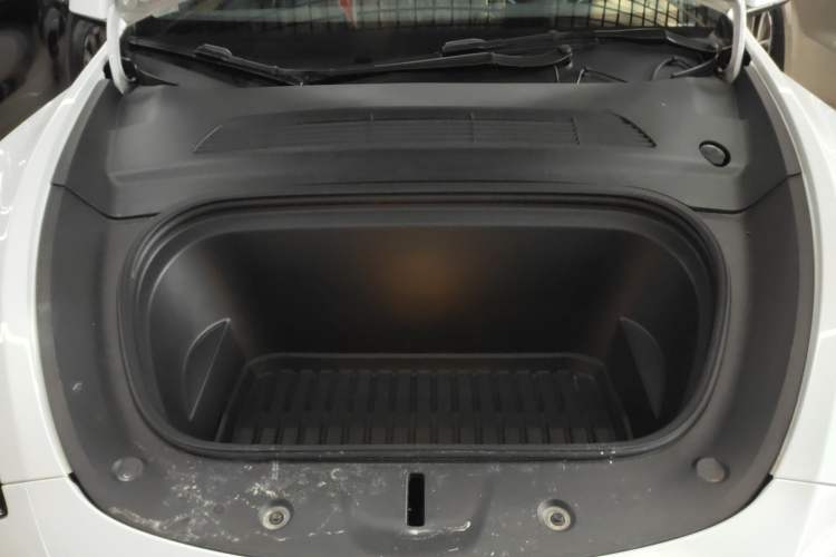 Used Tesla Model Y 2021 Revised Version 2 Long-Range All-Wheel-Drive Edition Engine Bay