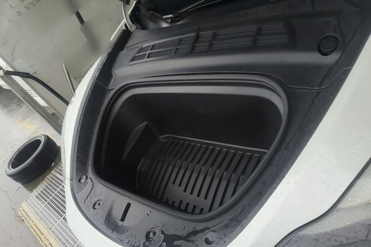 Used Tesla Model Y 2021 Long-Range All-Wheel-Drive Version 3D7 Engine Bay