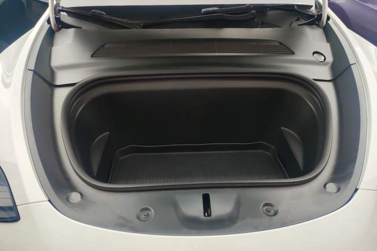 Used Tesla Model Y 2021 Long-Range All-Wheel-Drive Version 3D7 Engine Bay