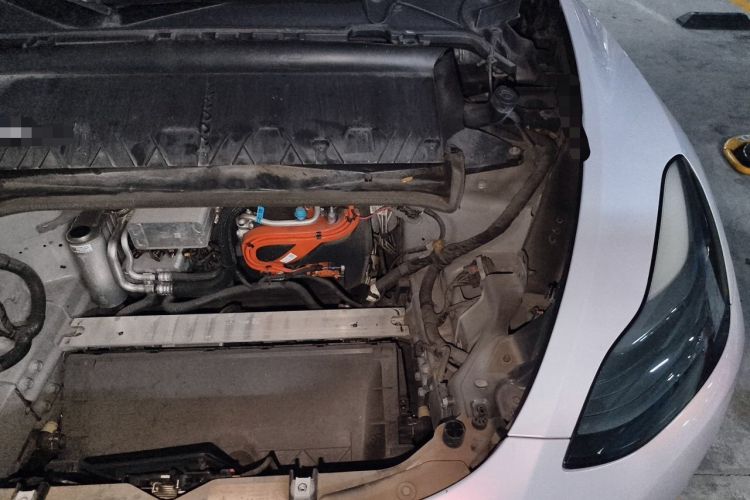 Used Tesla Model Y 2021 Standard Range Rear-Wheel Drive Version Engine Bay Left