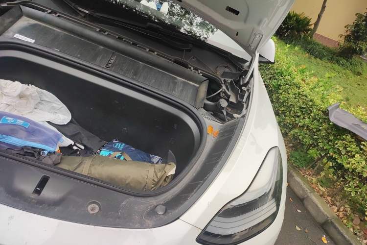 Used Tesla Model Y 2021 Standard Range Rear-Wheel Drive Version Engine Bay Left