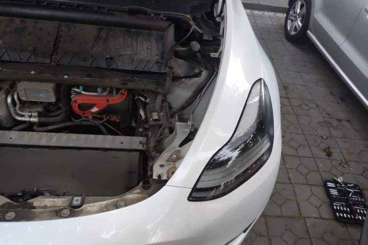 Used Tesla Model Y 2021 Standard Range Rear-Wheel Drive Version Engine Bay Left