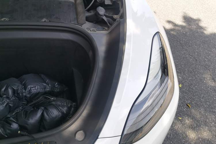 Used Tesla Model Y 2021 Long-Range All-Wheel-Drive Version 3D7 Engine Bay Left