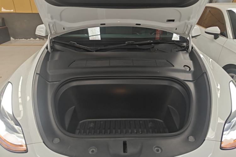 Used Tesla Model Y 2021 Standard Range Rear-Wheel Drive Version Engine Bay