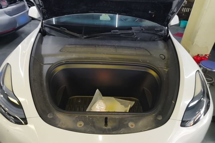 Used Tesla Model Y 2021 Standard Range Rear-Wheel Drive Version Engine Bay