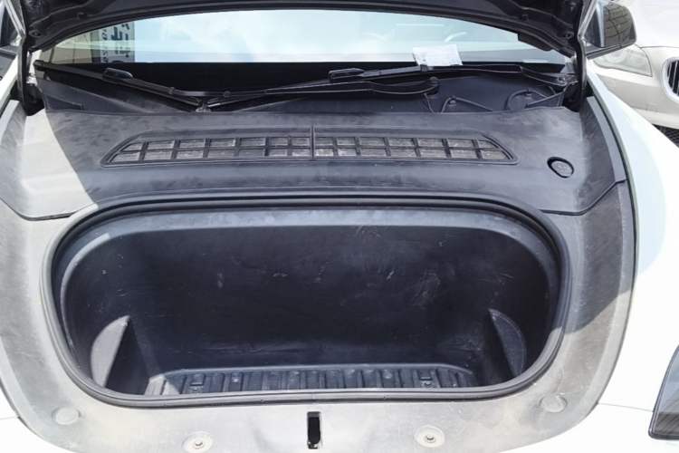 Used Tesla Model Y 2021 Long-Range All-Wheel-Drive Version 3D7 Engine Bay