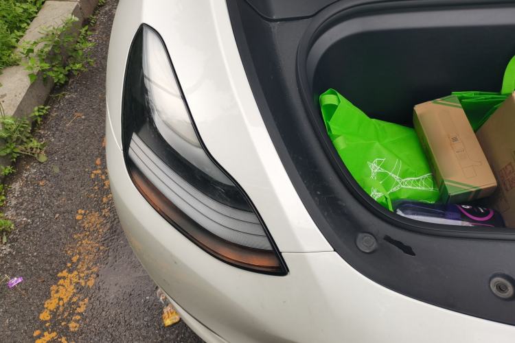 Used Tesla Model Y 2021 Performance High-Performance All-Wheel-Drive Version Engine Bay Right