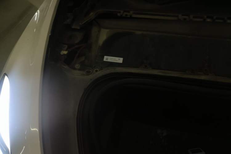 Used Tesla Model Y 2021 Standard Range Rear-Wheel Drive Version Engine Bay Right