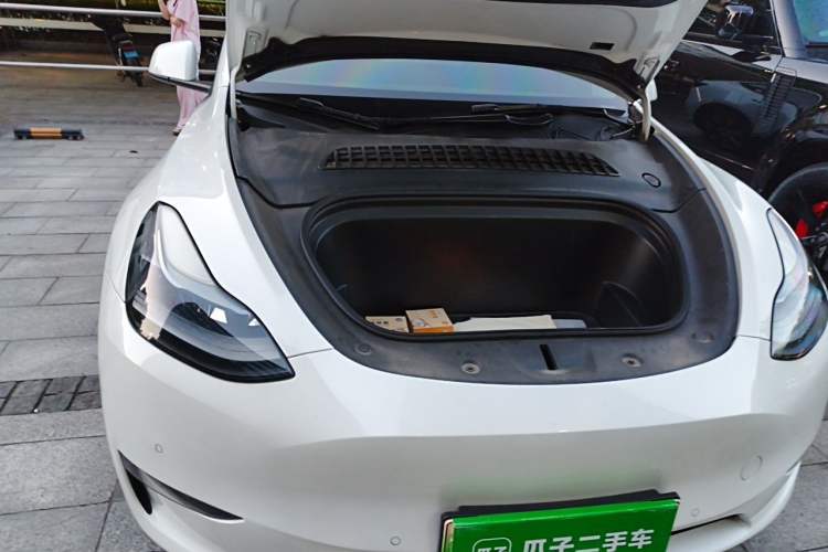 Used Tesla Model Y 2021 Standard Range Rear-Wheel Drive Version Engine Bay Right