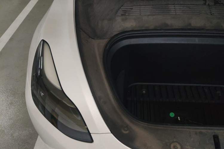 Used Tesla Model Y 2021 Standard Range Rear-Wheel Drive Version Engine Bay Right
