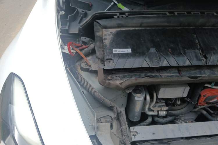 Used Tesla Model Y 2021 Long-Range All-Wheel-Drive Version Engine Bay Right