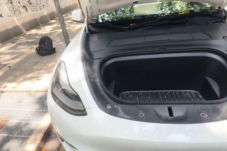 Used Tesla Model Y 2021 Standard Range Rear-Wheel Drive Version Engine Bay Right