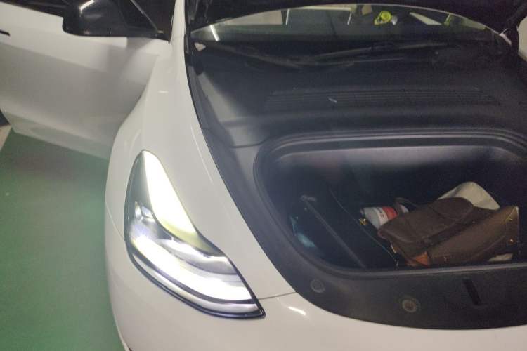 Used Tesla Model Y 2021 Standard Range Rear-Wheel Drive Version Engine Bay Right