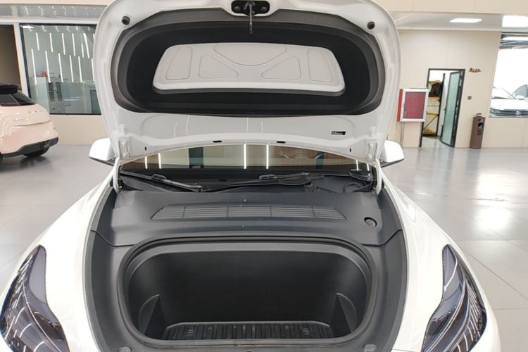 Used Tesla Model Y 2021 Revised Version 2 Long-Range All-Wheel-Drive Edition Engine Bay