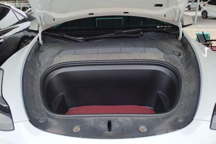 Used Tesla Model Y 2021 Standard Range Rear-Wheel Drive Version Engine Bay
