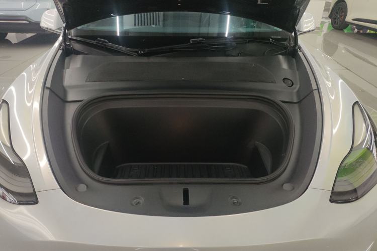 Used Tesla Model Y 2021 Standard Range Rear-Wheel Drive Version Engine Bay