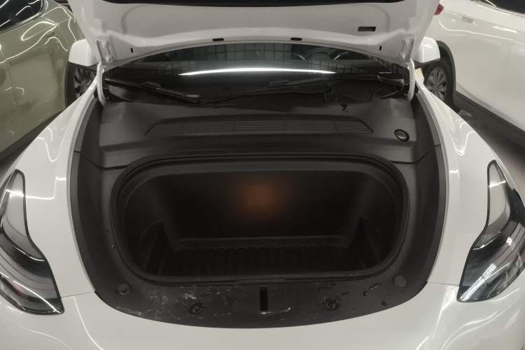 Used Tesla Model Y 2021 Revised Version 2 Long-Range All-Wheel-Drive Edition Engine Bay