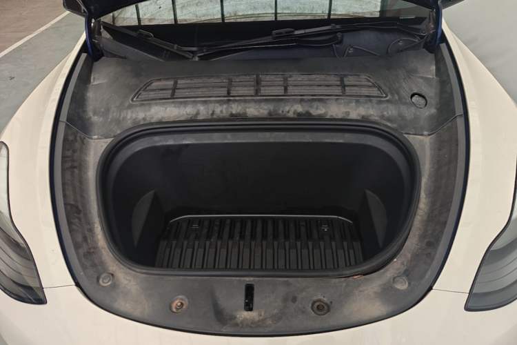 Used Tesla Model Y 2021 Long-Range All-Wheel-Drive Version Engine Bay