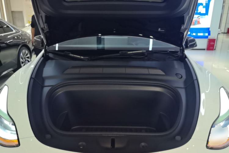 Used Tesla Model Y 2021 Standard Range Rear-Wheel Drive Version Engine Bay