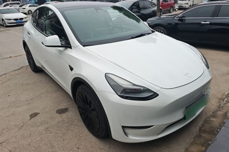 Used Tesla Model Y 2021 Long-Range All-Wheel-Drive Version Exterior 1