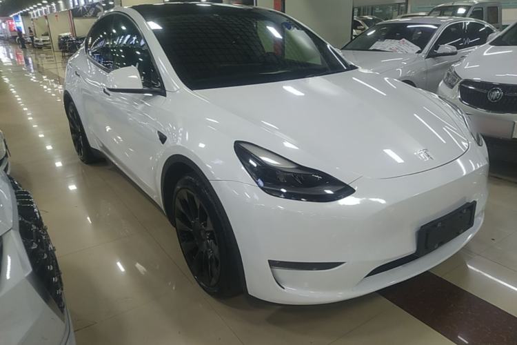 Used Tesla Model Y 2021 Long-Range All-Wheel-Drive Version Exterior 1