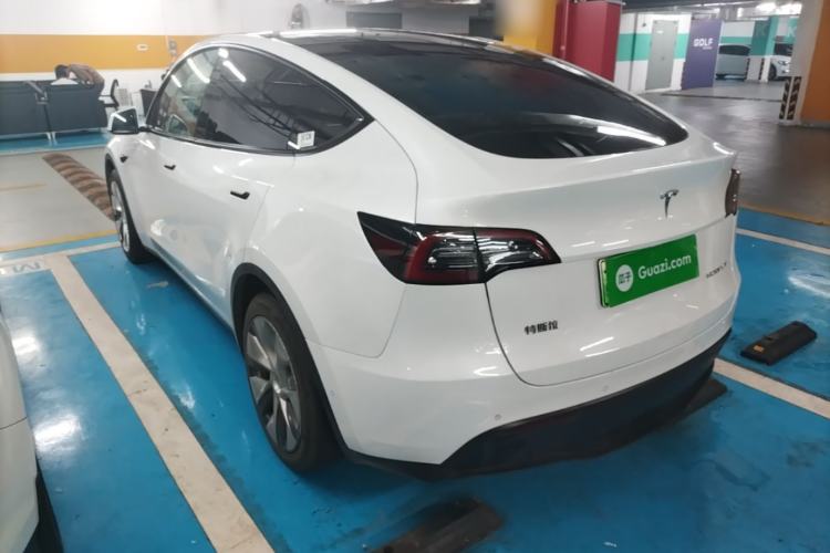 Used Tesla Model Y 2021 Standard Range Rear-Wheel Drive Version Exterior 2