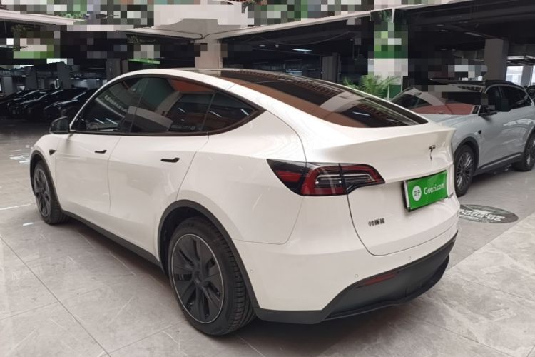Used Tesla Model Y 2021 Standard Range Rear-Wheel Drive Version Exterior 2