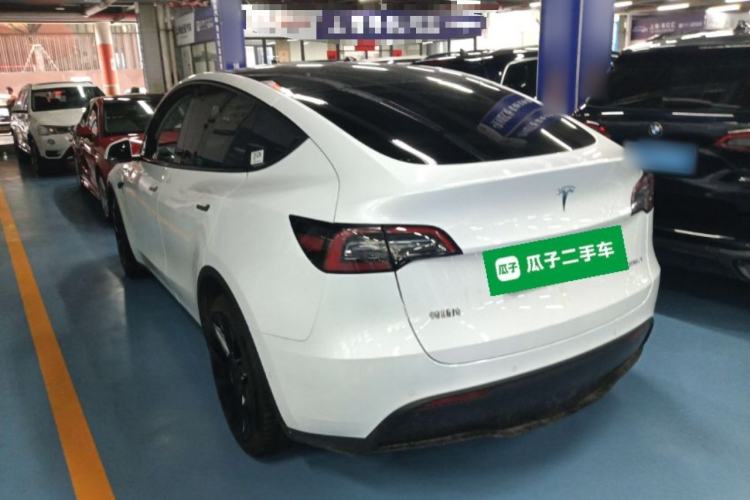 Used Tesla Model Y 2021 Long-Range All-Wheel-Drive Version Exterior 2