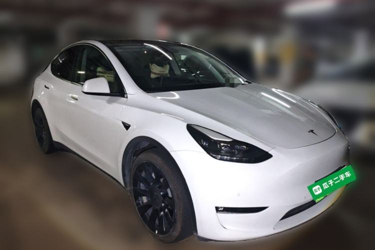 Used Tesla Model Y 2021 Long-Range All-Wheel-Drive Version Exterior 2