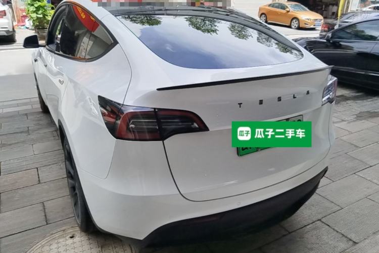 Used Tesla Model Y 2021 Standard Range Rear-Wheel Drive Version Exterior 2